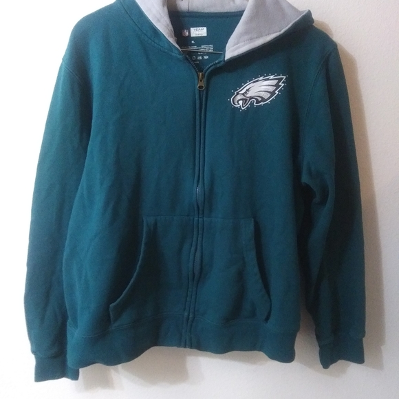 eagles sweater